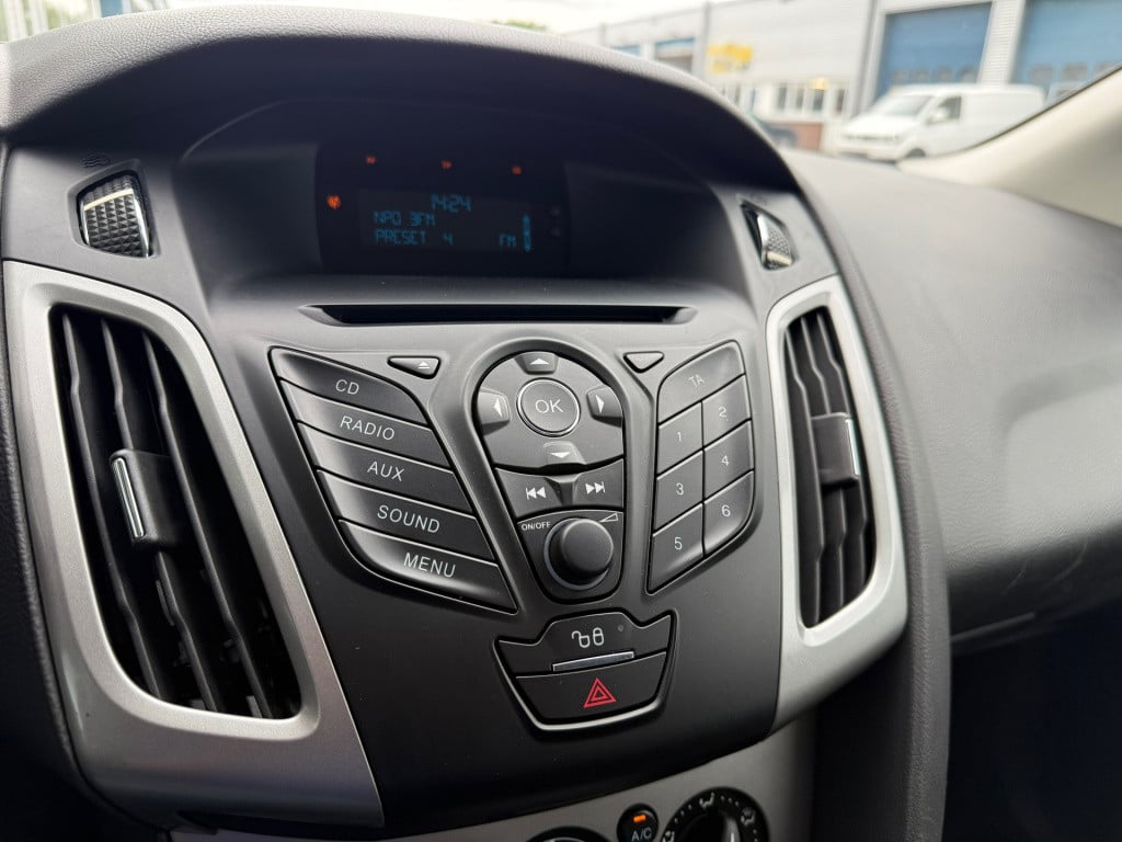 Ford Focus wagon 1.0 ecoboost lease trend
