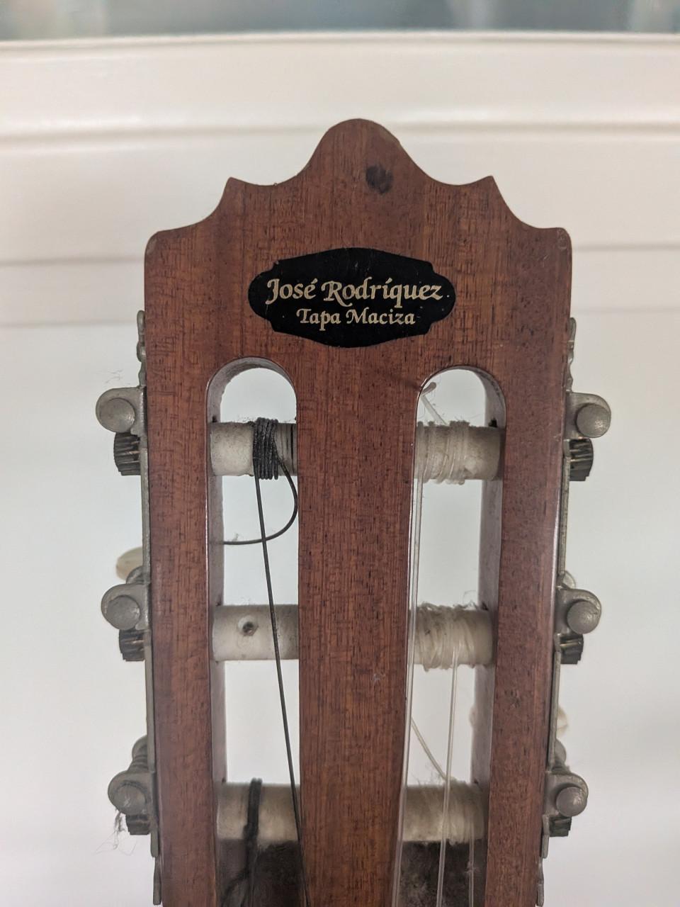 José Rodriguez 285 gitaar +accessoires