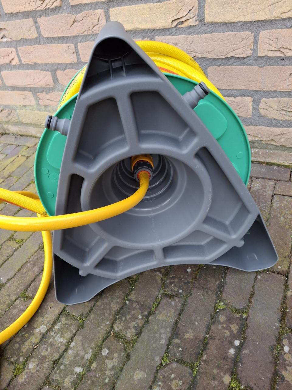 Tuinslang op haspel, extra lang !