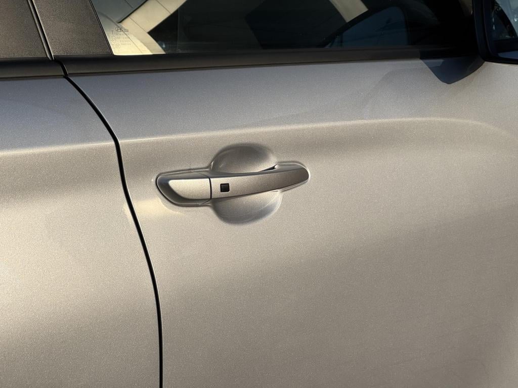 Hyundai Kona ev pure 64 kwh soh 98% incl. trekhaak!