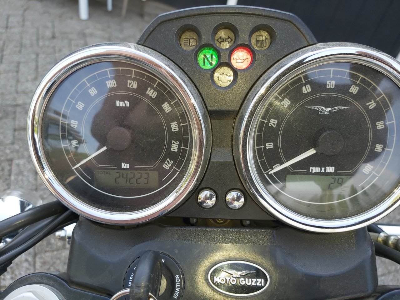 Moto Guzzi V7 Classic Cafe