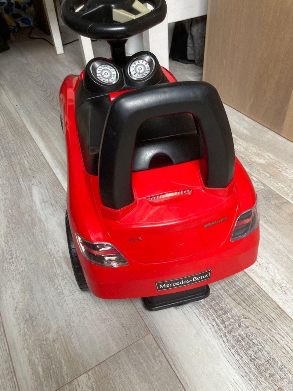 Loopauto mercedes rood