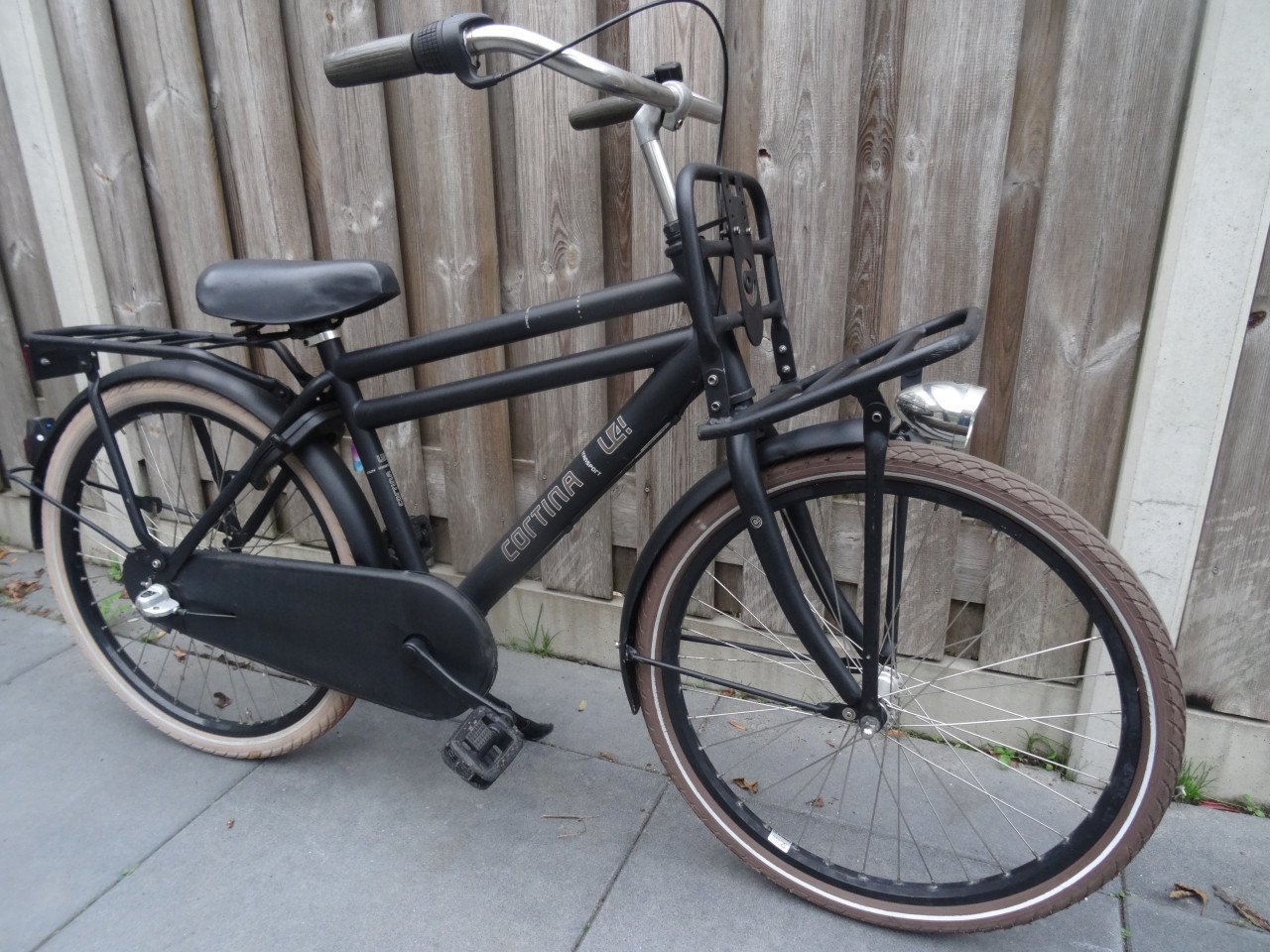 Cortina U4 24 inch jongensfiets 3 versnellingen