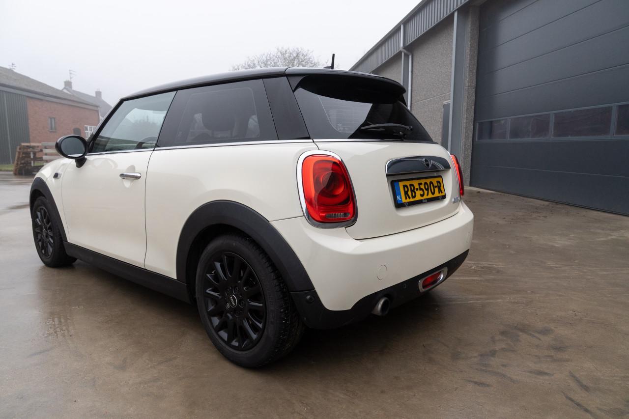 Mini Cooper 1.5 AUT - Sport stand