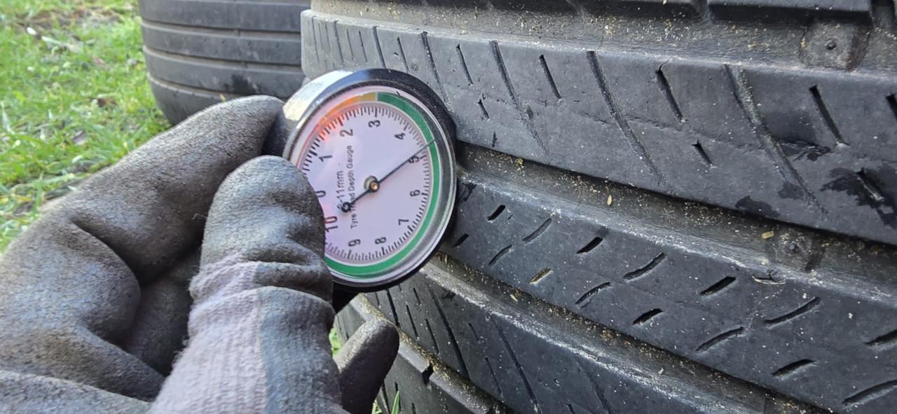 Ford velgen met all season banden 235/55R17
