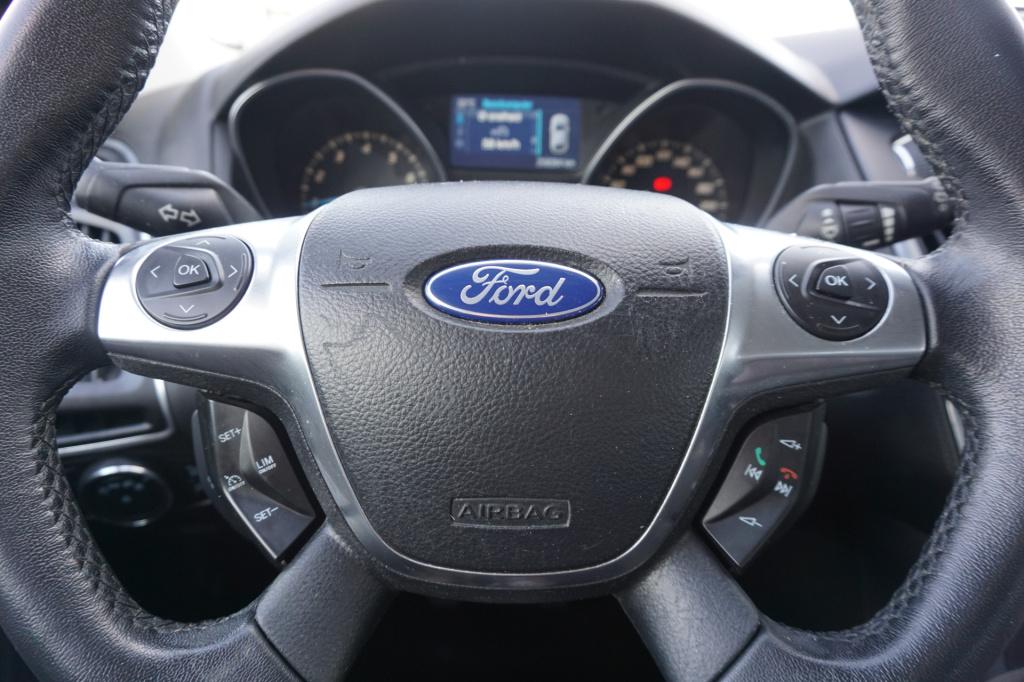 Ford Focus wagon 1.6 ecoboost lease titanium airco / navi / cruise / elektr