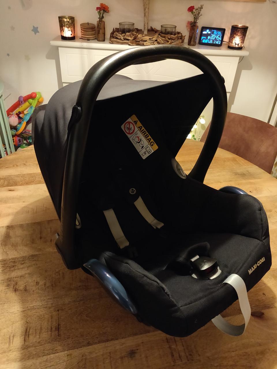 Fijne Maxi-Cosi met zonnekap