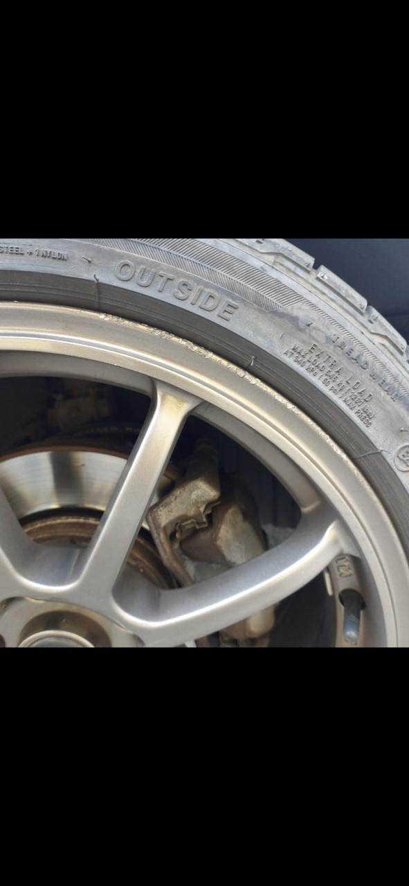 17 inch lichtmetalen velgen + zomerbanden