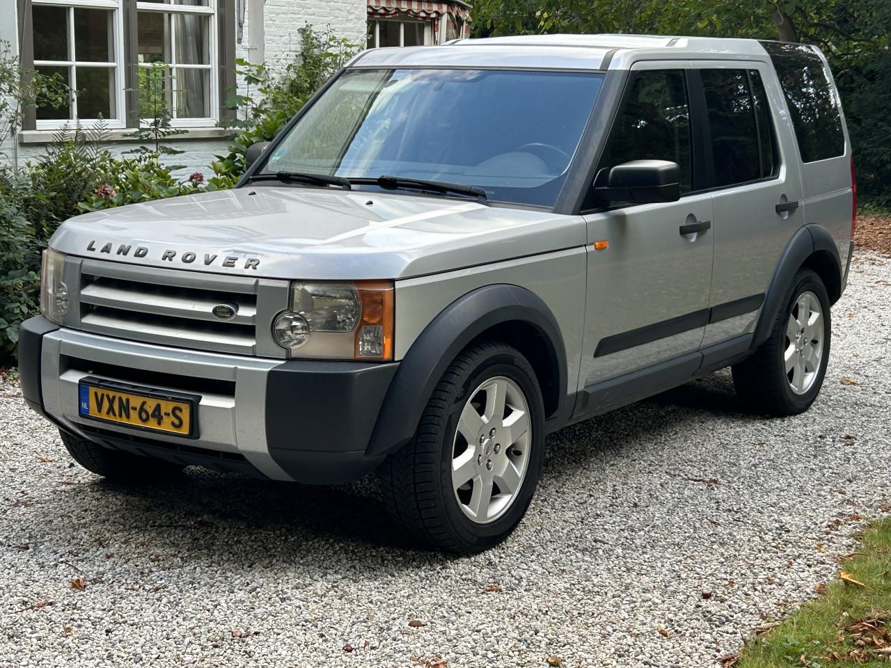 Landrover Discovery 2.7 D V6 6 versn. Handgeschakeld youngtimer grijs kent.