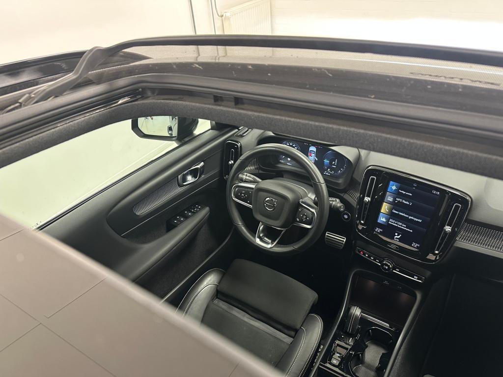Volvo XC40 1.5 t5 recharge r-design | panoramadak | keyless entry | 262pk |