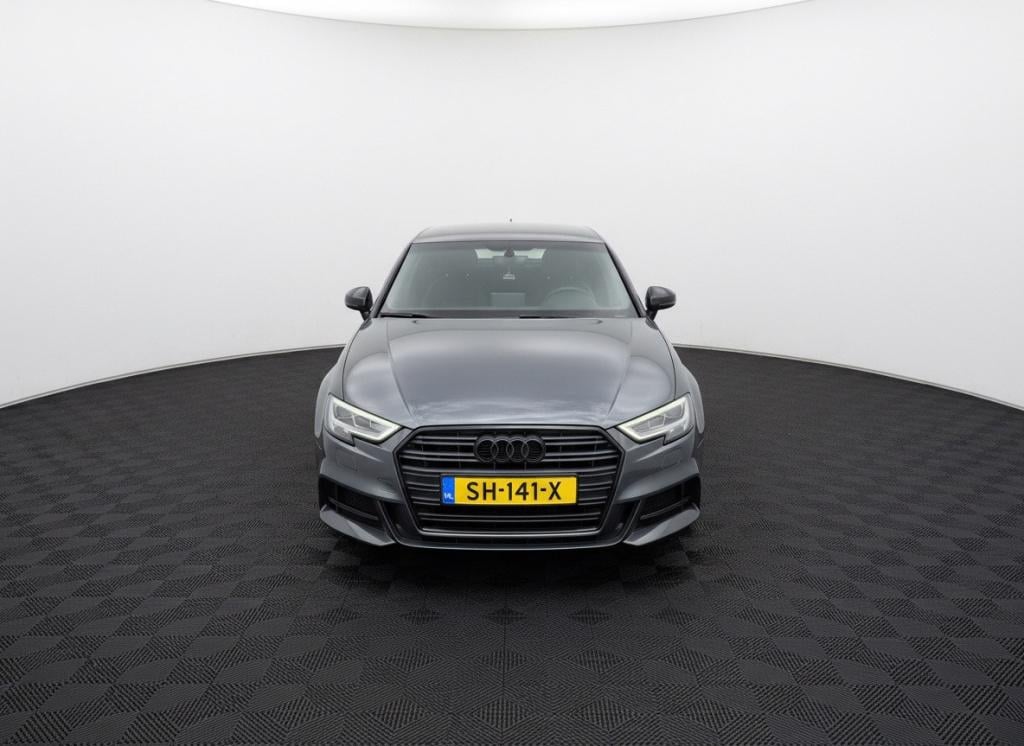 Audi A3 sportback 1.5 tfsi cod sport s line edition automaat