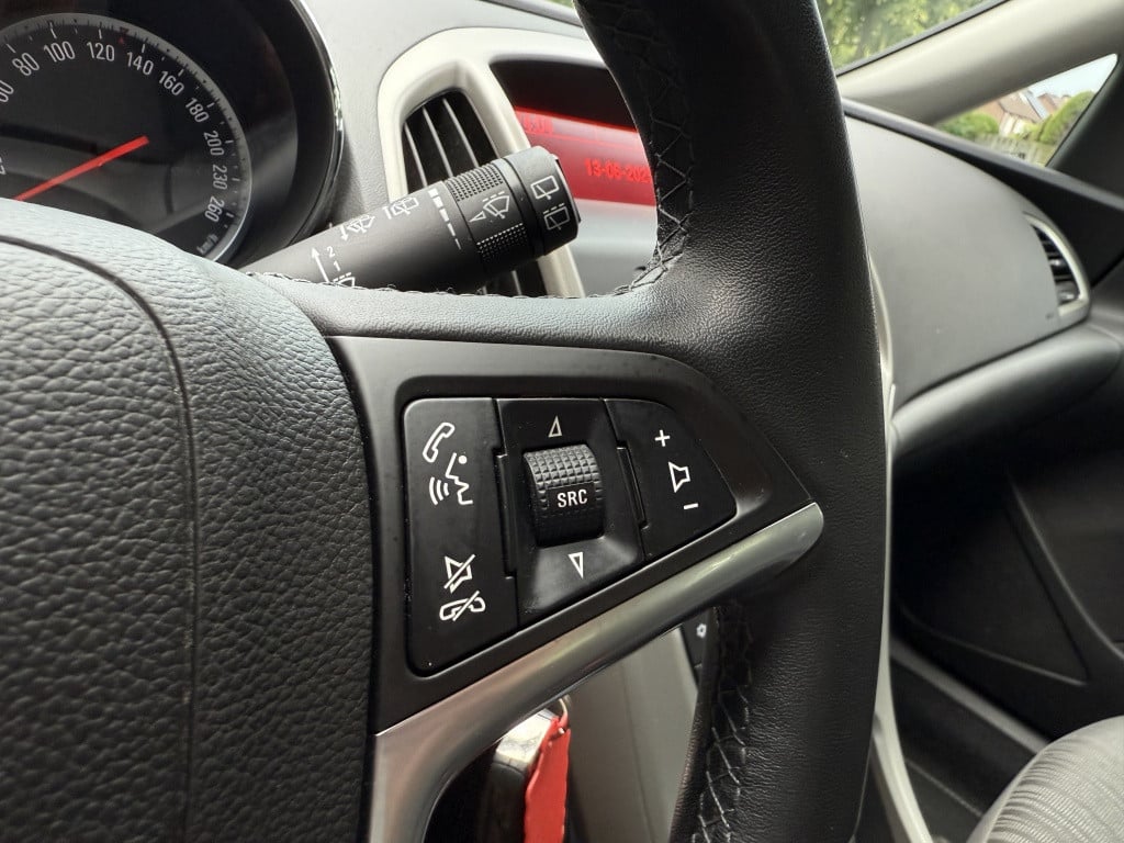 Opel Astra sports tourer 1.4 turbo edition