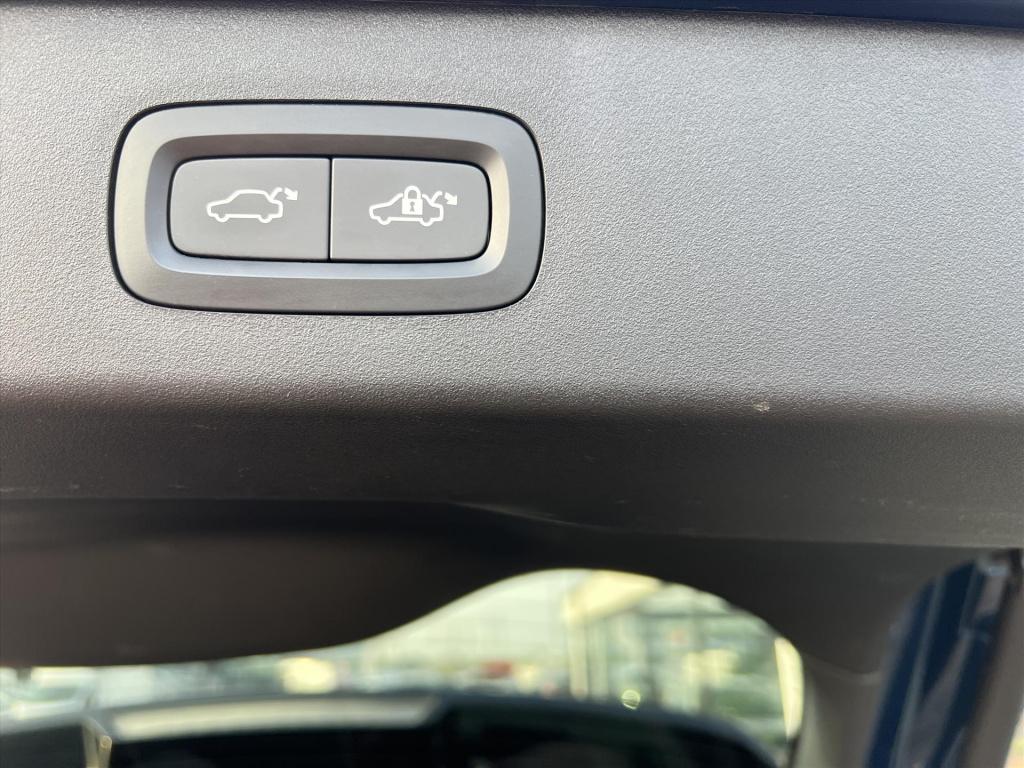 Lynk & Co 01 1.5 261pk phev 7dcth , panodak , adaptive cc , carplay