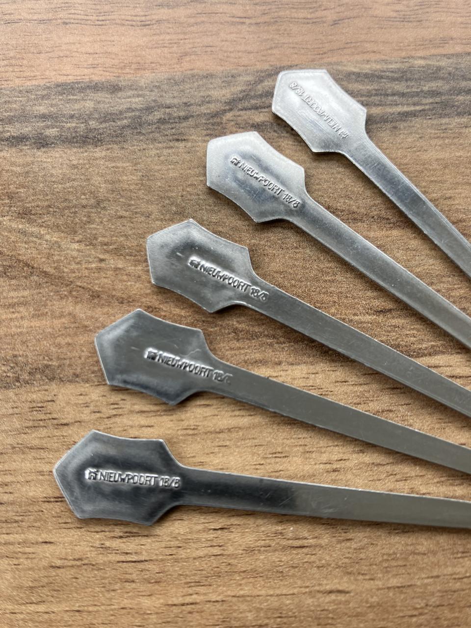 Cocktailprikkers 5st. - jaren '70