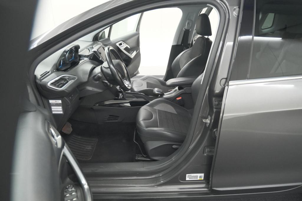 Peugeot 2008 puretech 110 eat6 allure | camera | navigatie | parkeersensore