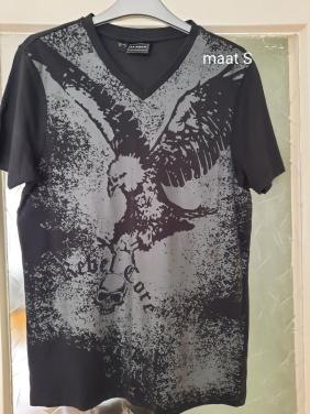 T shirts