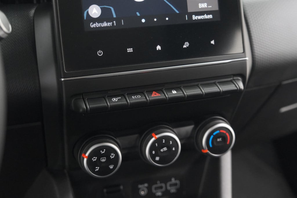 Renault Clio tce 90 zen | parkeersensoren | navigatie | apple carplay