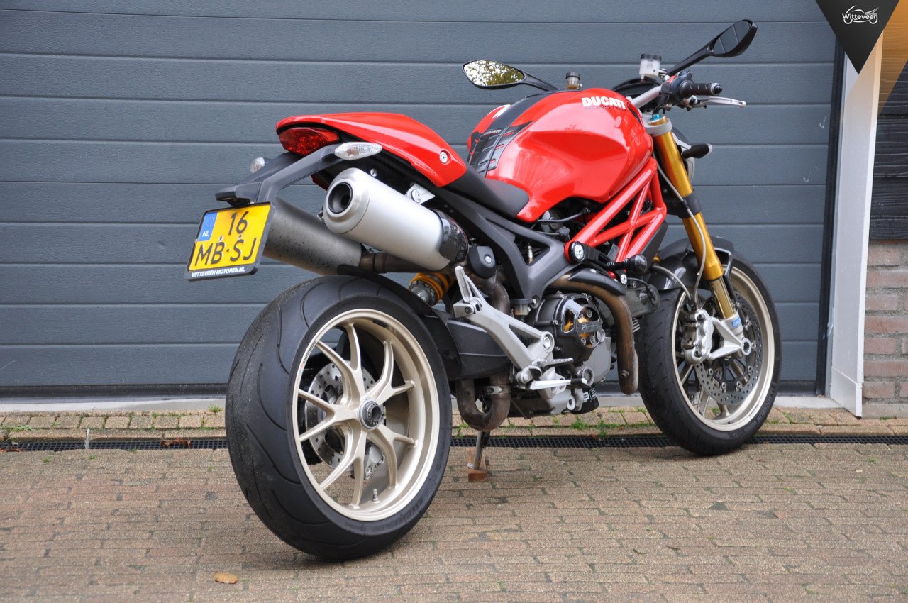 Ducati Monster 1100 S