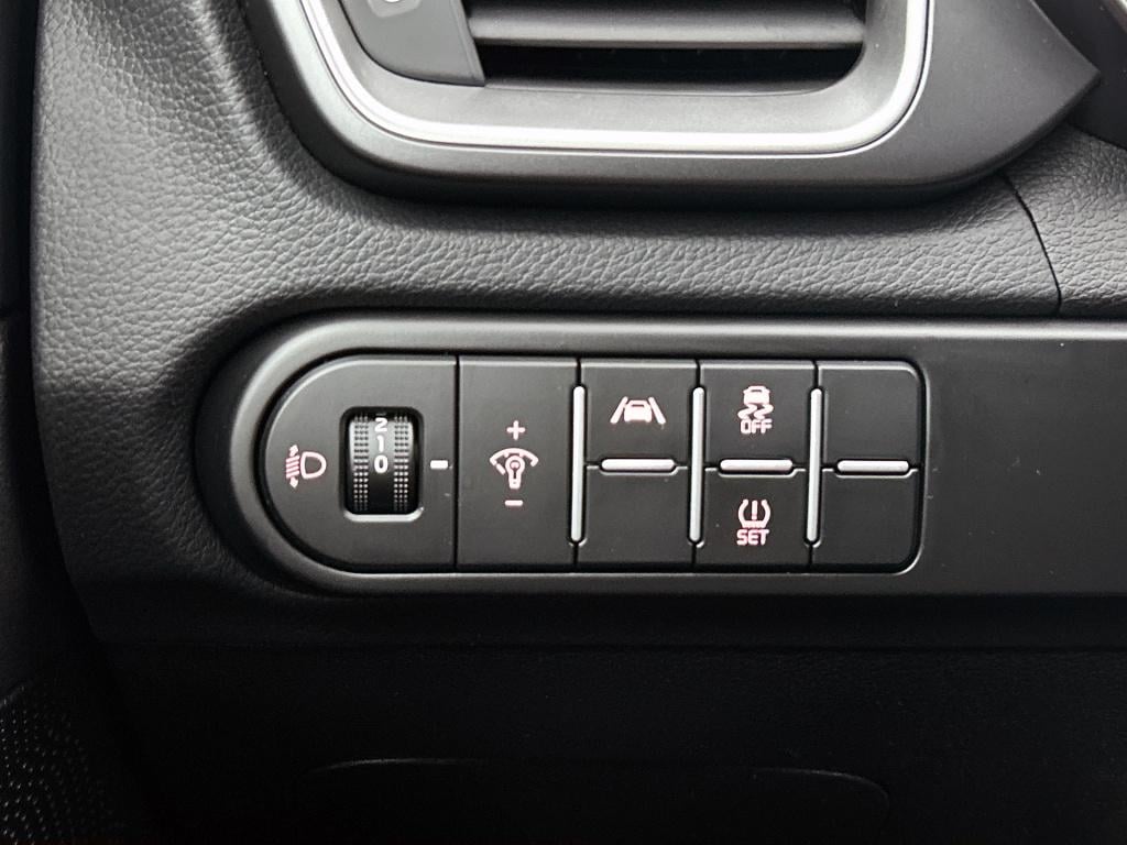 Kia Ceed Sportswagon 1.0 t-gdi dynamicline camera | climate control | navig