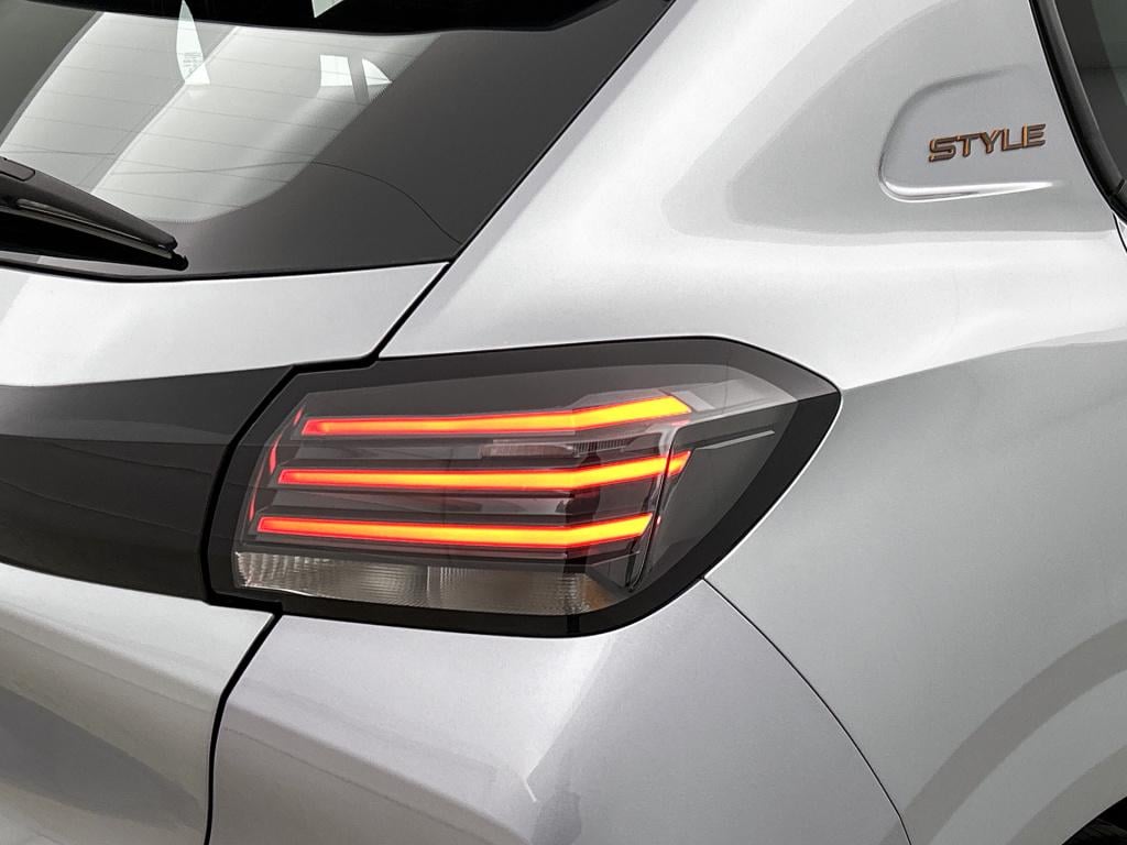 Peugeot 208 100 pk style | rijklaar | parkeersensoren | navigatie | apple c