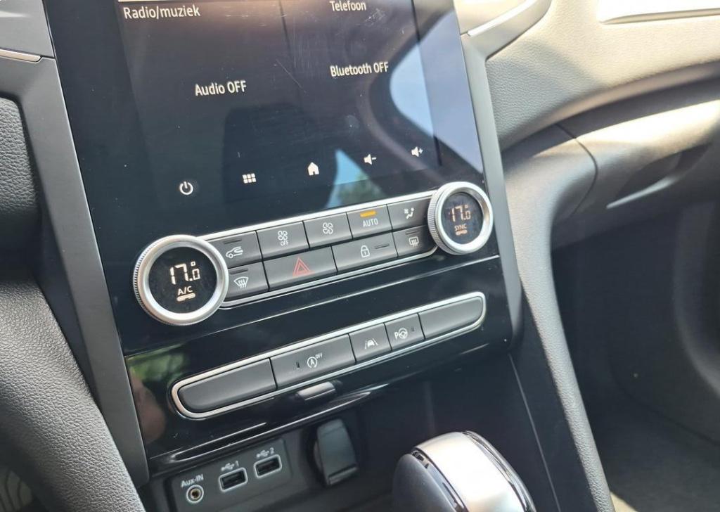Renault Megane 1.3 tce edc 140 techno