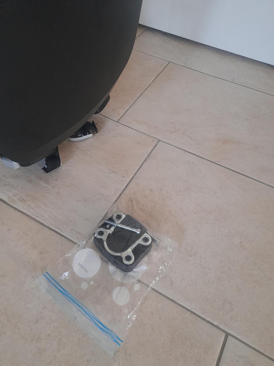 Bobike Mini Exclusive Fietsstoeltje met Kussenset - Urban Zwart (i.g.st.)