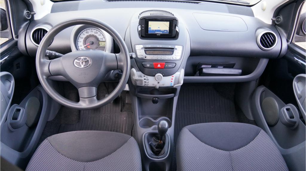 Toyota Aygo 1.0-12v comfort navigator rijklaar incl garantie