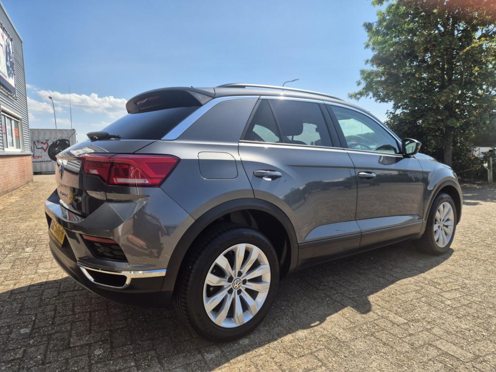 Volkswagen T-roc 1.0 tsi style 85kw / 115pk