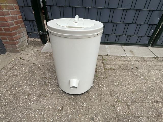 9 Centrifuges