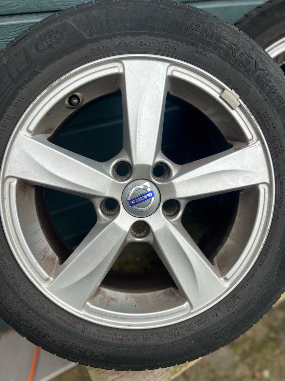 VOLVO velgen met zomerbanden