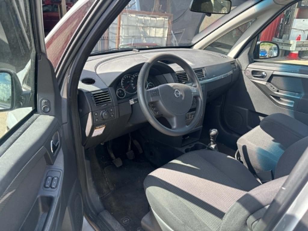 Opel Meriva 1.6-16v temptation