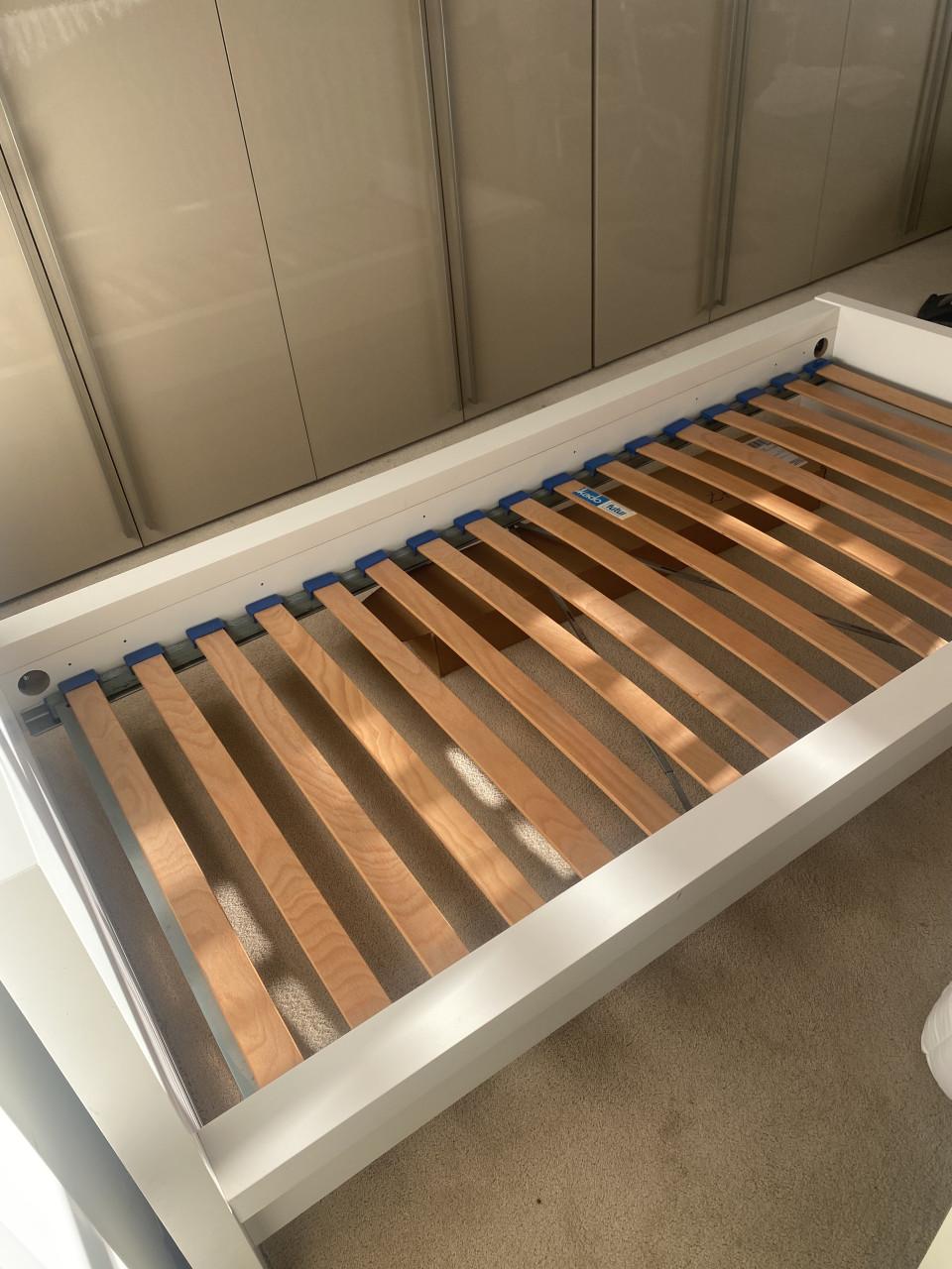 Wit Ikea malm eenpersoonsledikant
