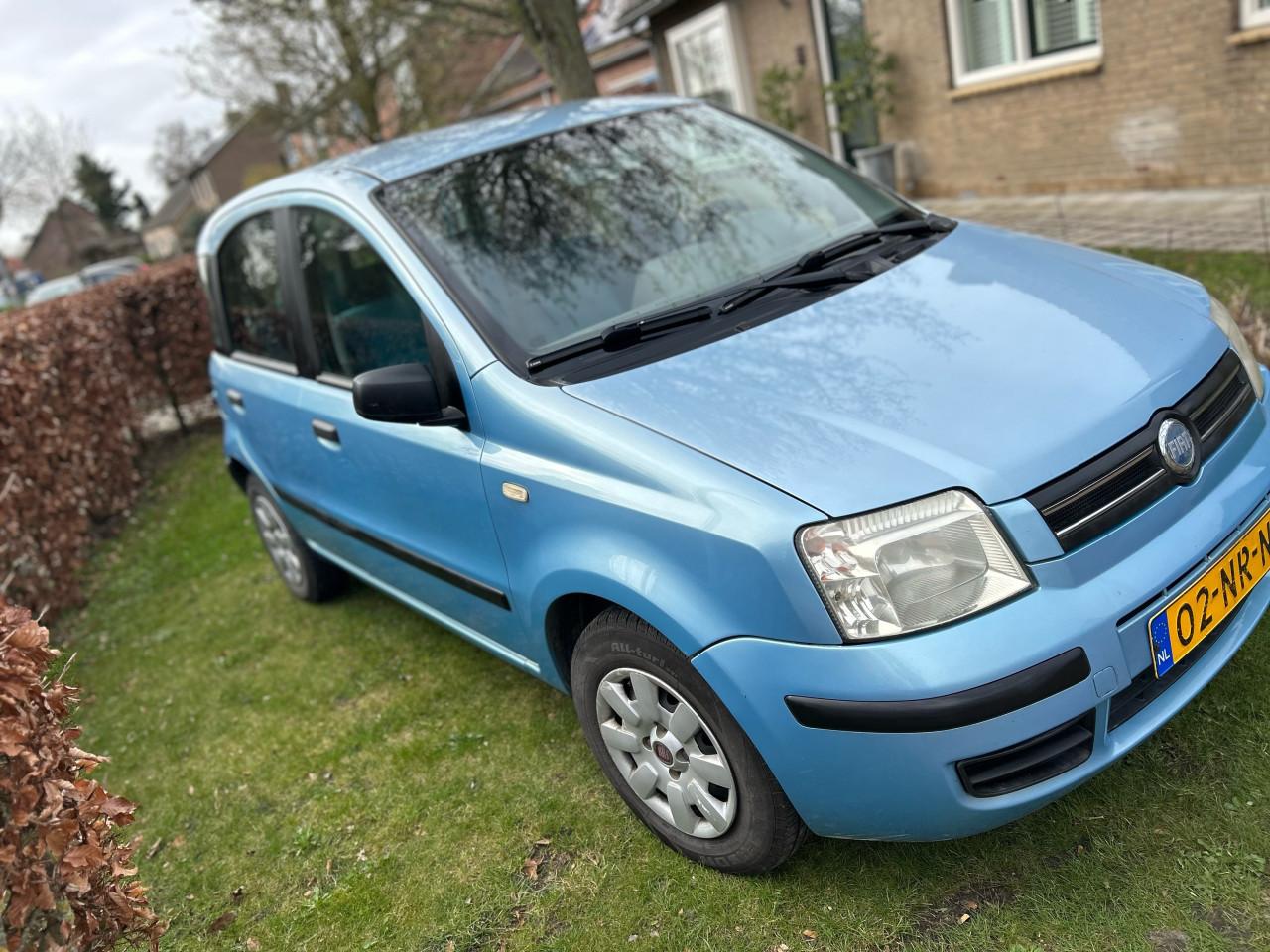 Te koop: Fiat Panda – €750 auto met karakter  Kilometerstand: 158.955 km
