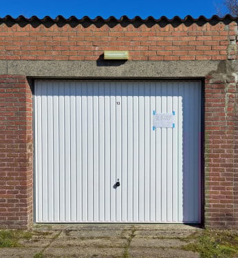 Garagebox Noordweg Sint Laurens met electriciteitsaansluiting