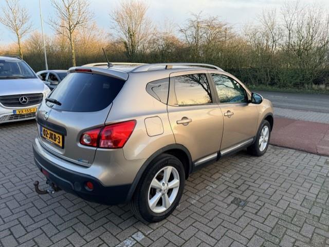 Nissan Qashqai 2.0 tekna automaat