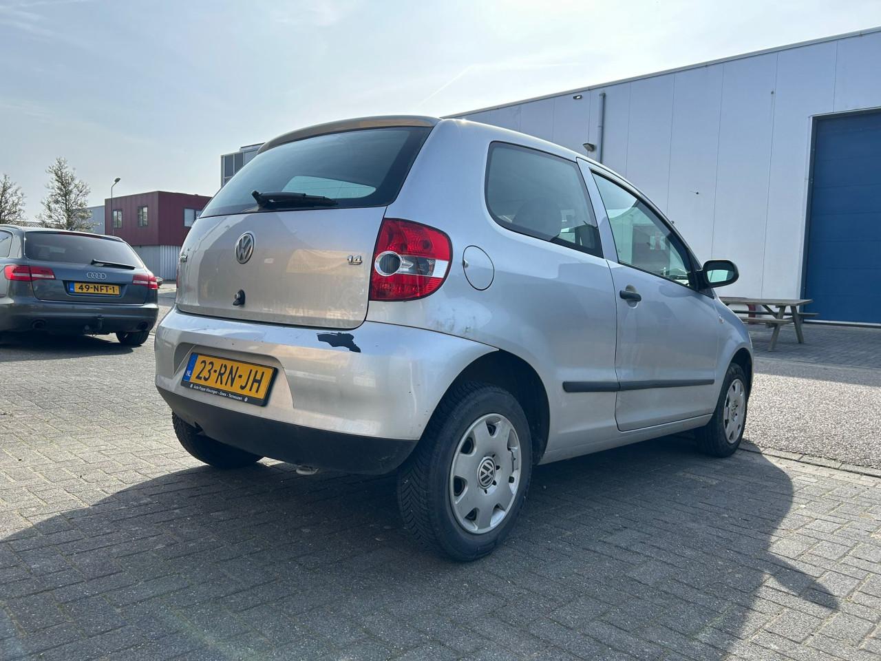Volkswagen Fox 1.4 Trendline 3 MAANDEN APK! NIET MOEDERS MOOISTE RIJD GOED!