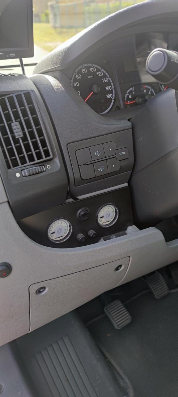 Camper Knaus Sport T1 2011 160PK Enkele Bedden Xl Garage