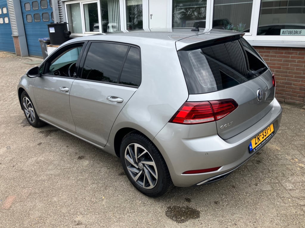 Volkswagen Golf 1.6 tdi comfortline navi 85 kw