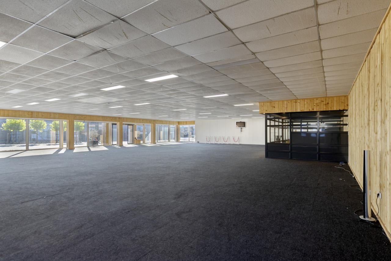 TE KOOP | Multifunctionele bedrijfsruimte-/showroom in ’s-Heer Arendskerke