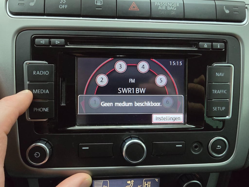 Volkswagen Polo occasion 1.2 tsi highline met parkeersensoren en 5 deurs zw