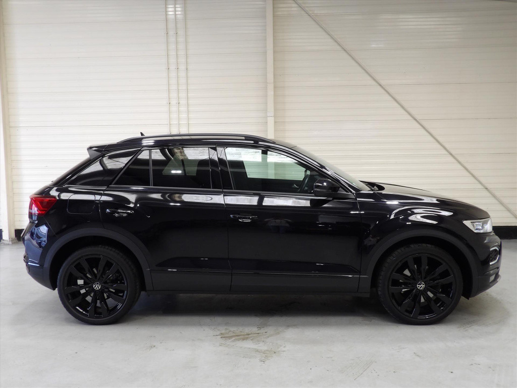 Volkswagen T-roc 'black edition' 1.5 tsi 150pk 7-dsg