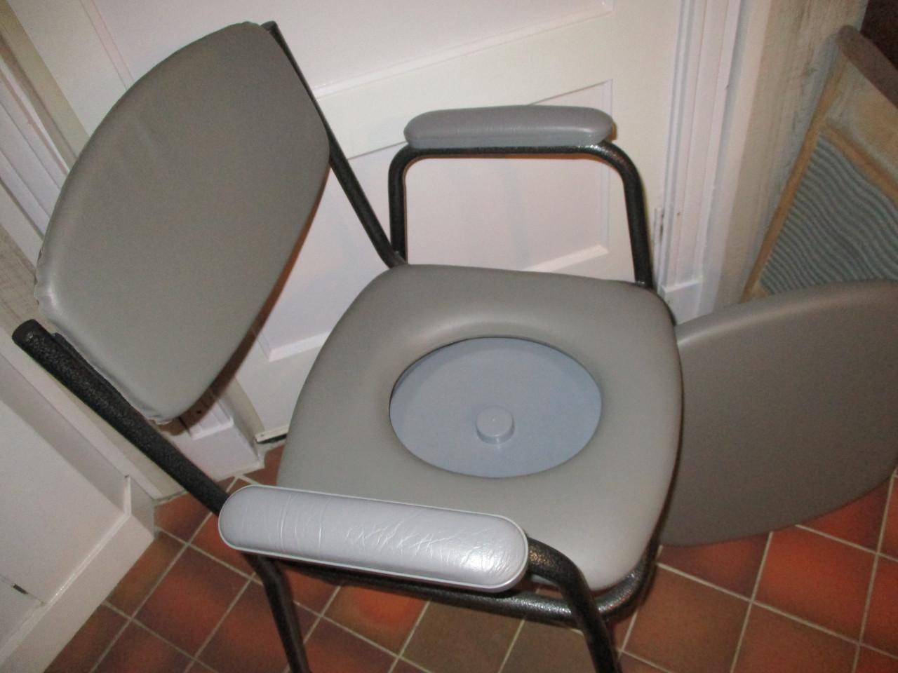 Kwaliteits postoel in hoogte verstelbaar te koop