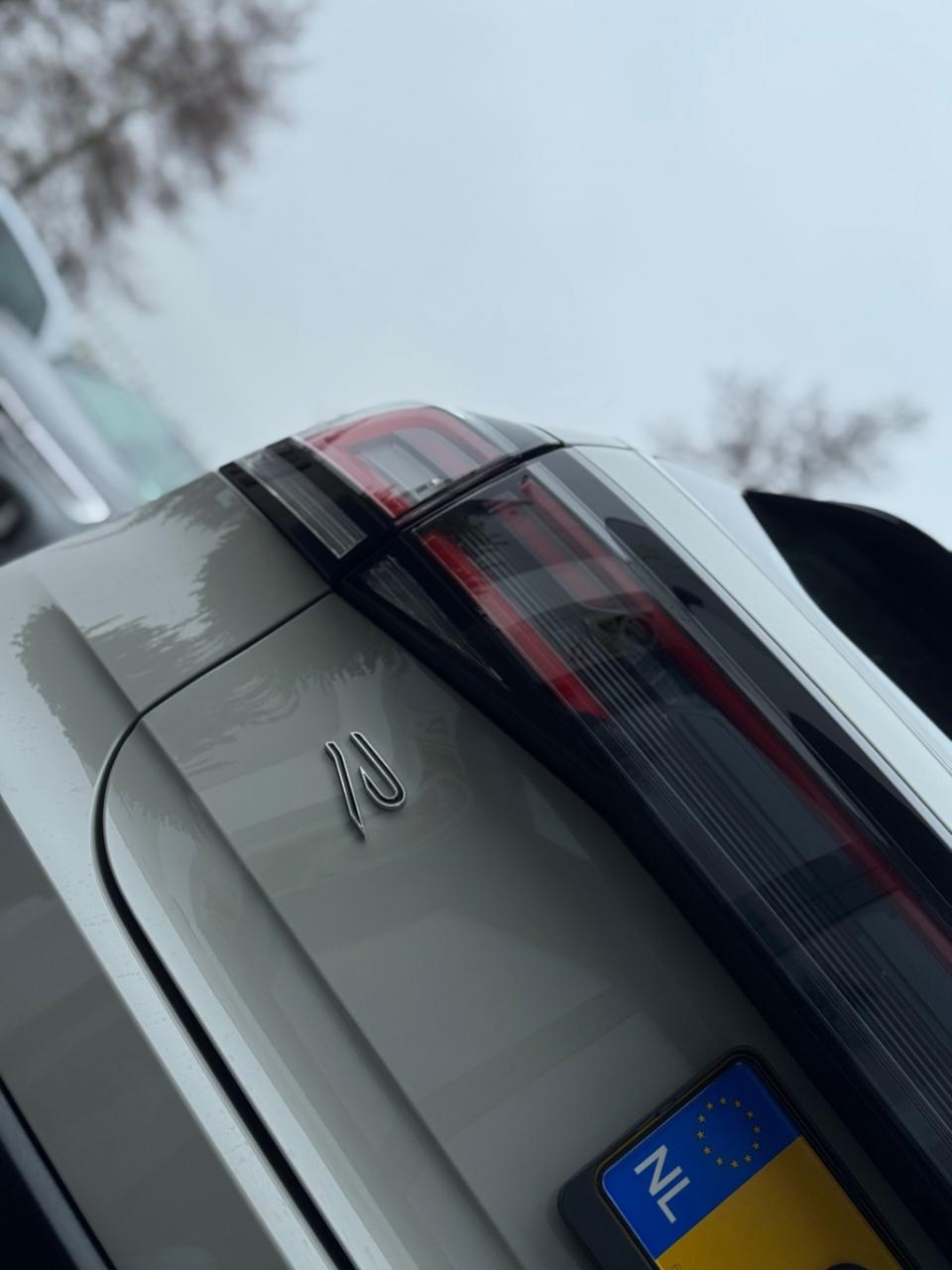 Volkswagen Taigo 1.0 tsi life business * carplay * stoelverwarming * pdc 2x