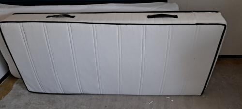 Matras 1,90 bij 90