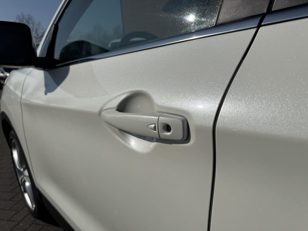 Nissan Qashqai 1.3 dig-t n-motion | trekhaak | panoramadak | apple carplay/