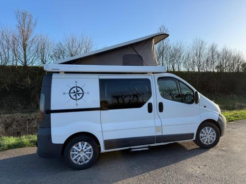 Opel vivaro 1.9 tdci Camperbus