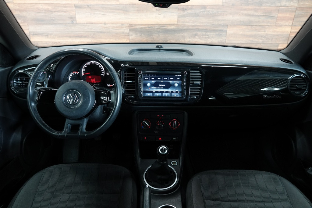 Volkswagen New Beetle 1.2 tsi | navi | bluetooth | airco |