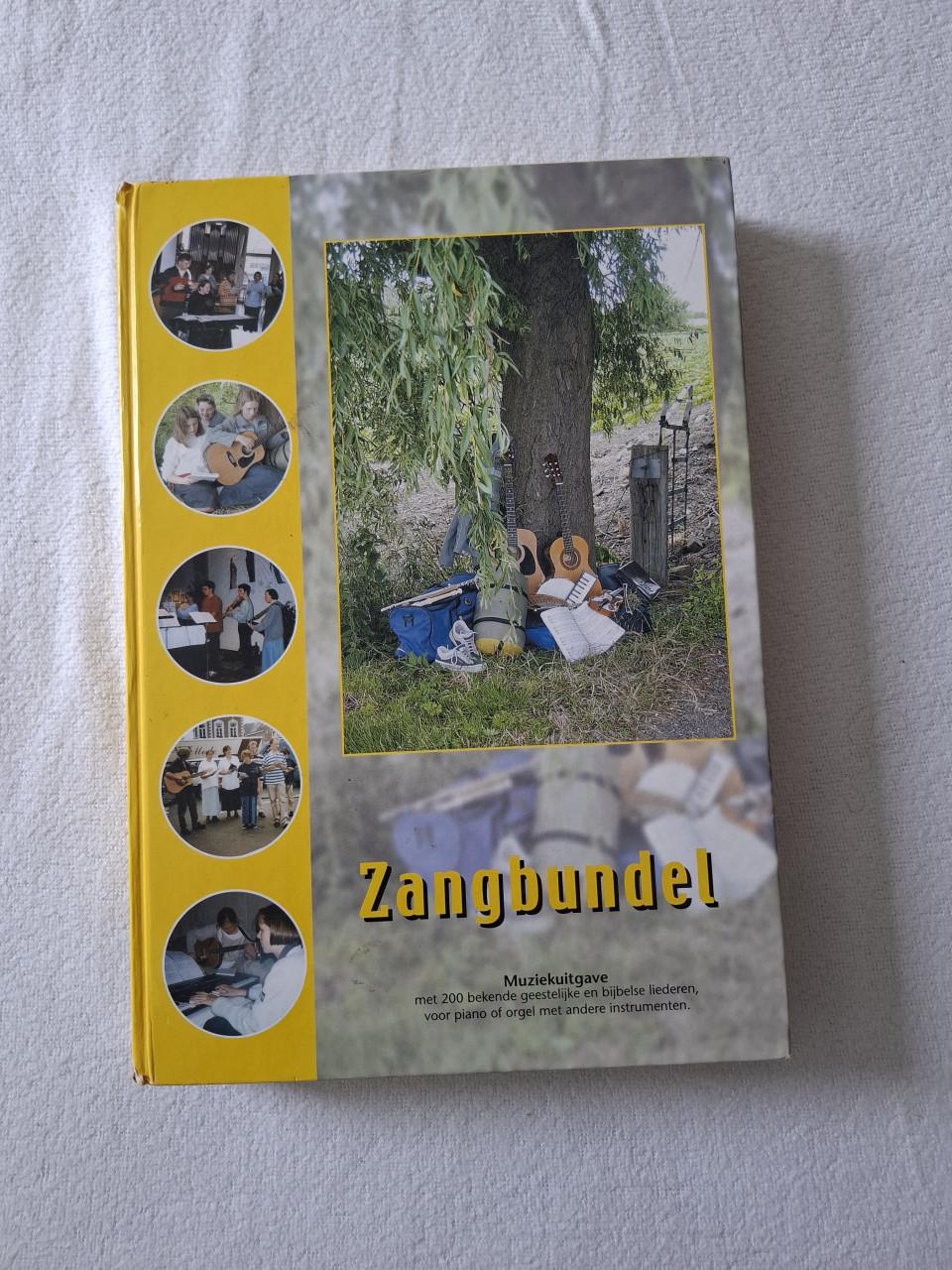 Zangbundel