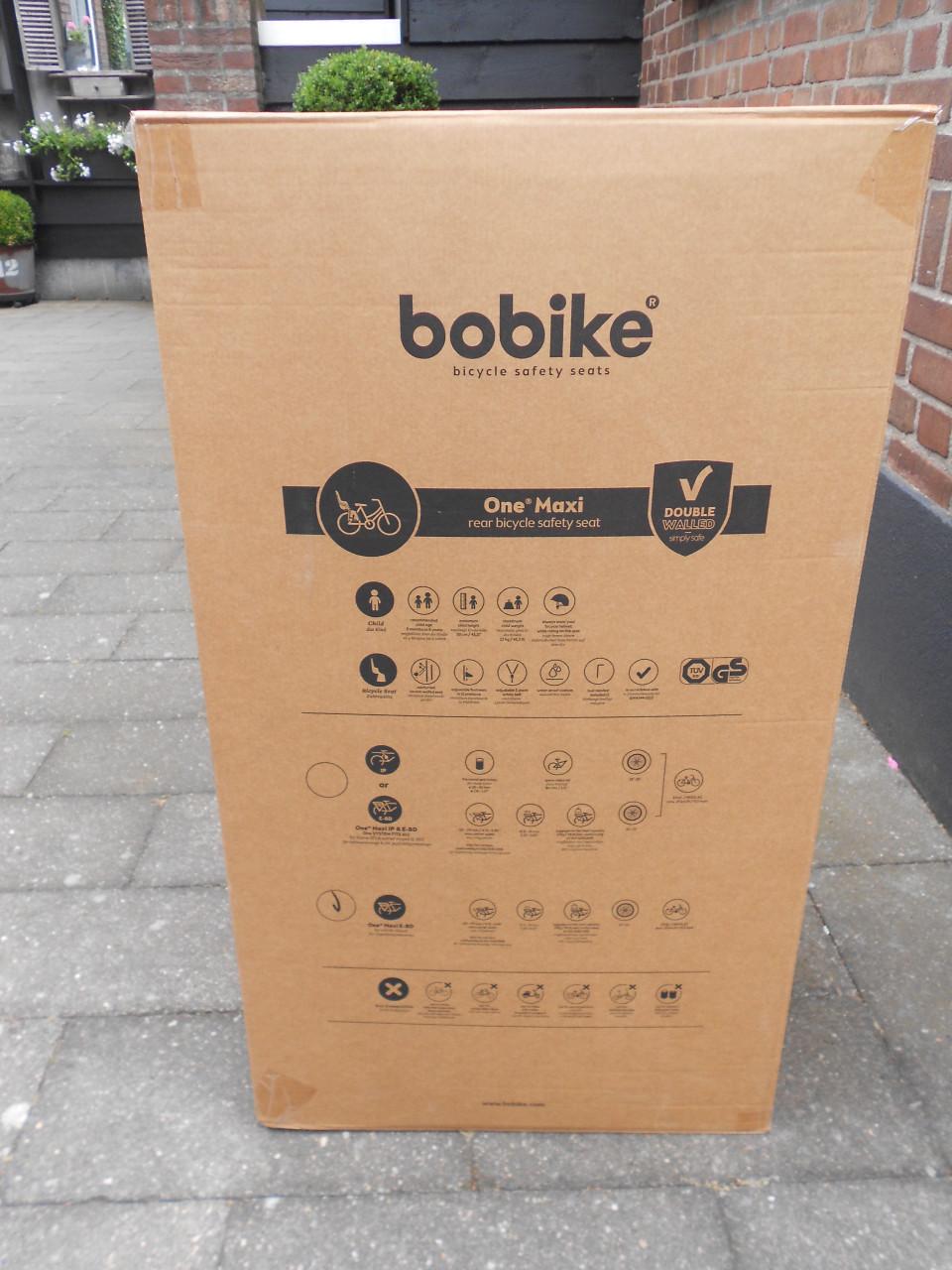 Bobike maxi one black fietszitje achter tot  22kg.