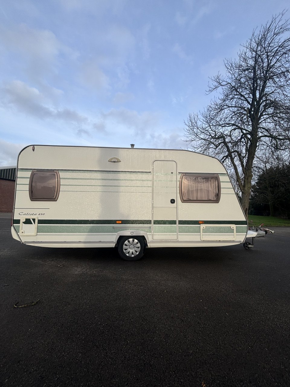 Chateau Calista 450 (Voortent + Fietsenrek)